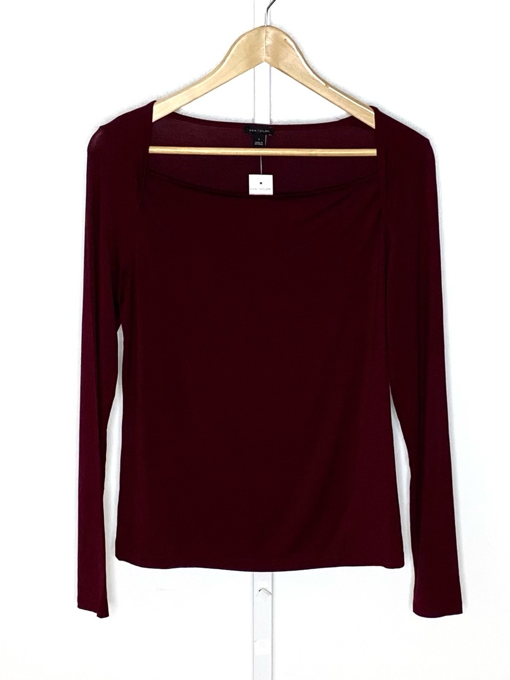 ✨NWT✨Ann Taylor | Burgundy Red Modal/Spandex Long-Sleeve Shirt/Top Sz Small